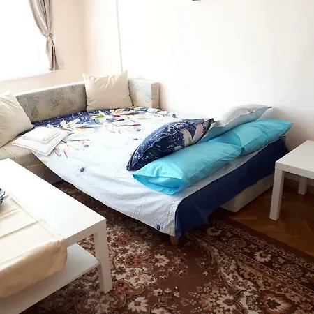 Elmina Apartment